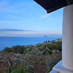 Hébergement de vacances Cugnimuzzo Malfa (Salina)